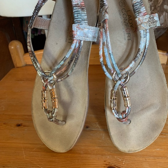 Multi-Color‎ Beaded Sandals - Picture 3 of 9